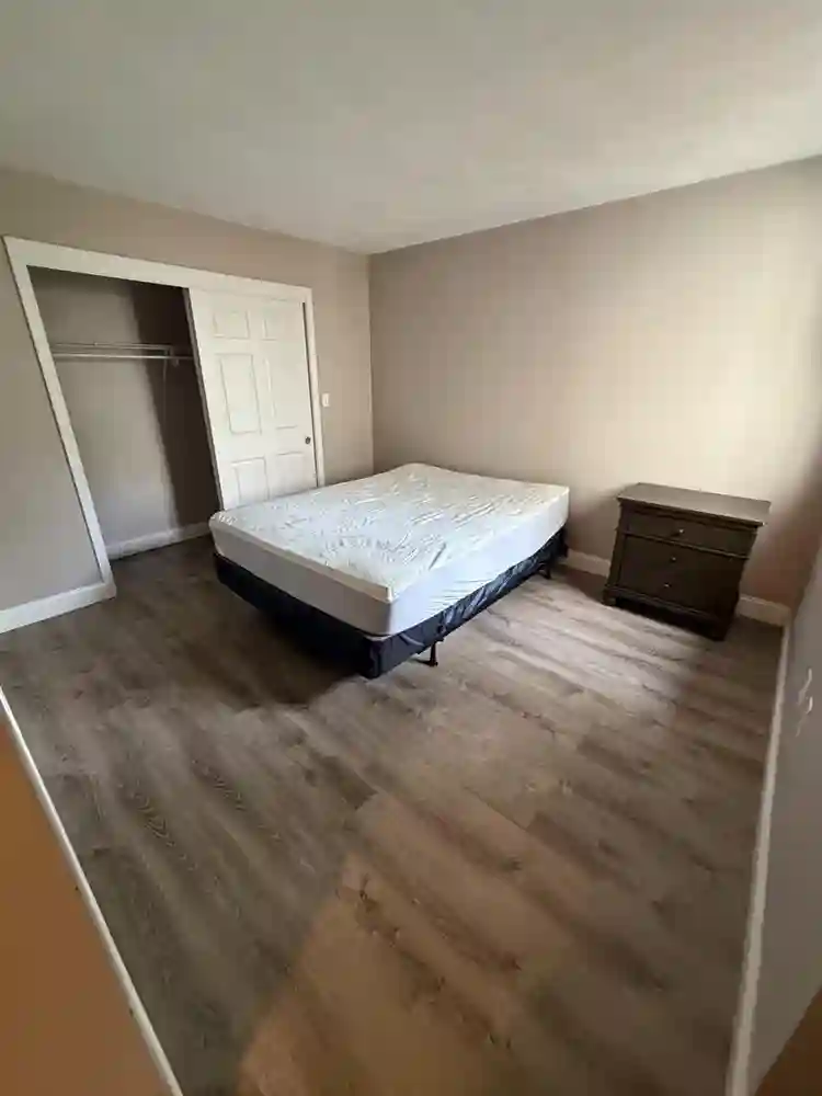 Fully furnished condo available now