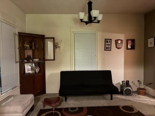 Sunny Bedroom in Fremont