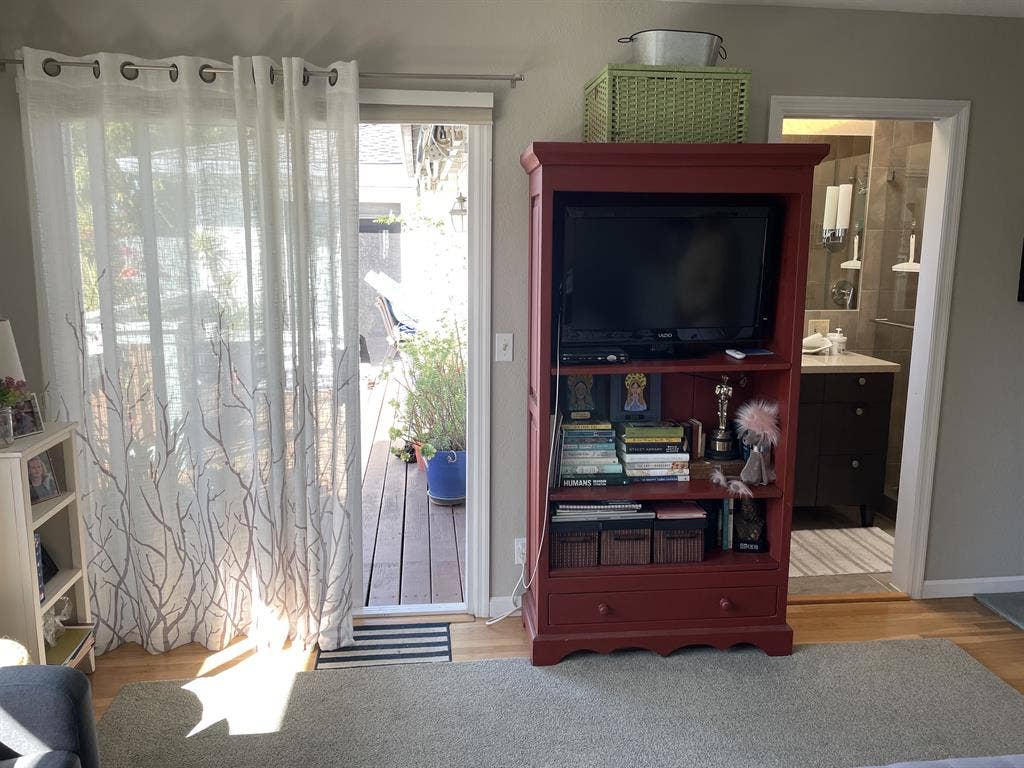Attached Studio for Rent