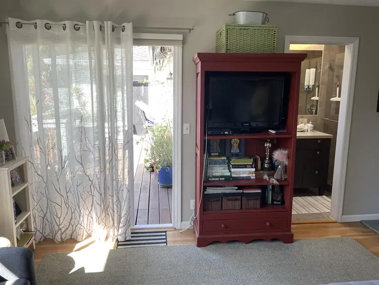 Attached Studio for Rent