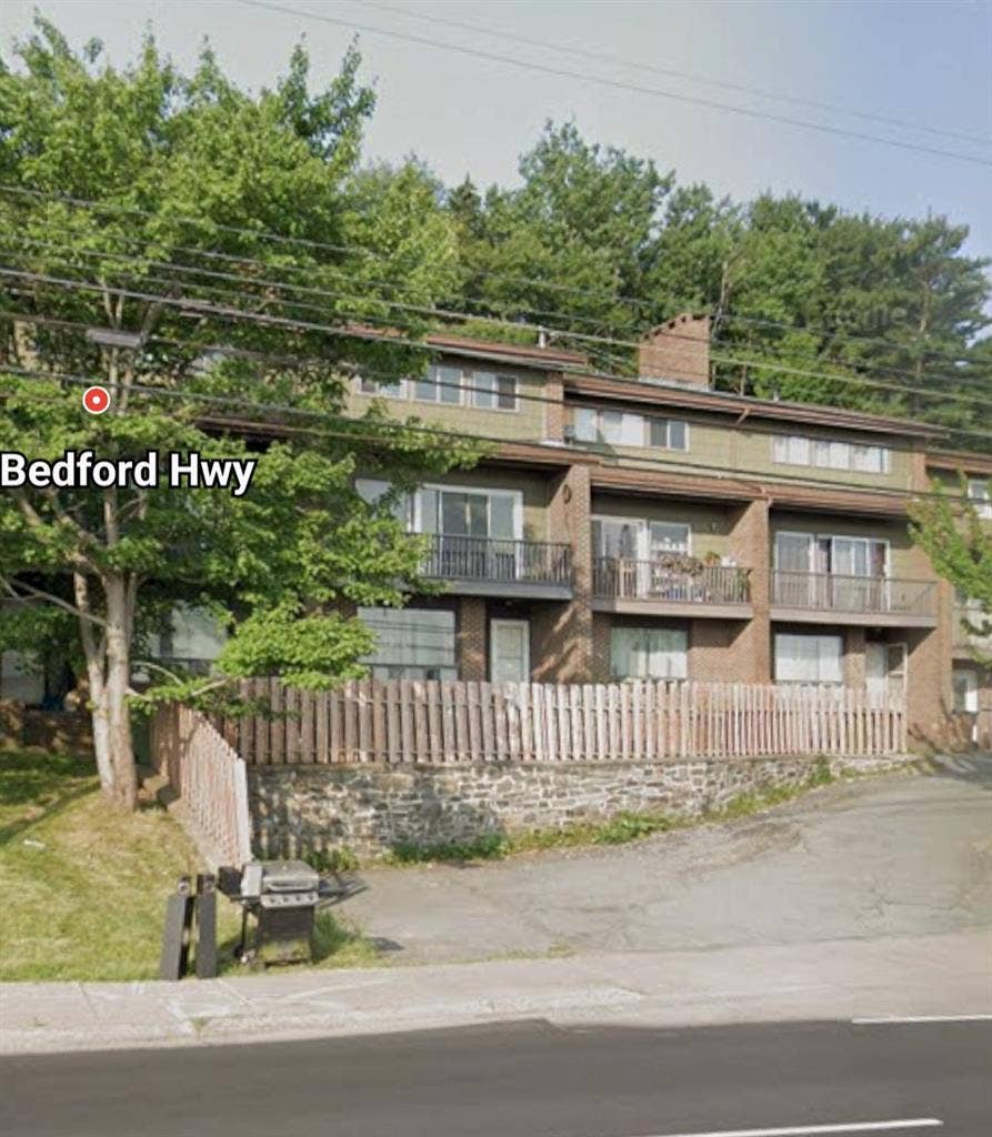 Looking for a roommate! 3 bed 2bath