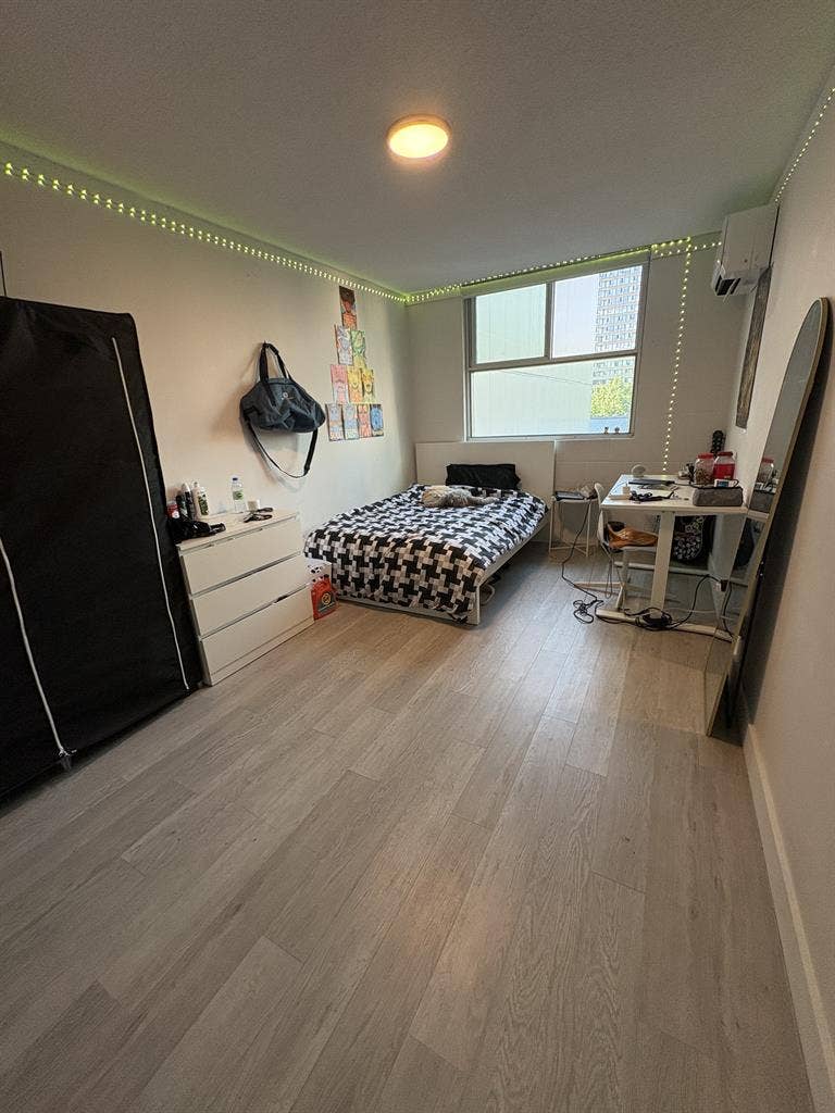 Room for rent