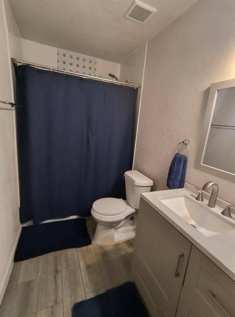 Private furnished in Carrollton!
