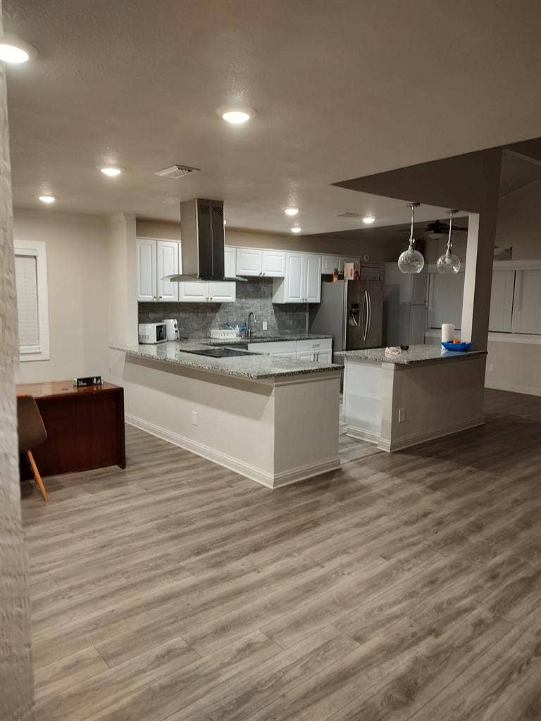 Private cozy room in Carrollton!