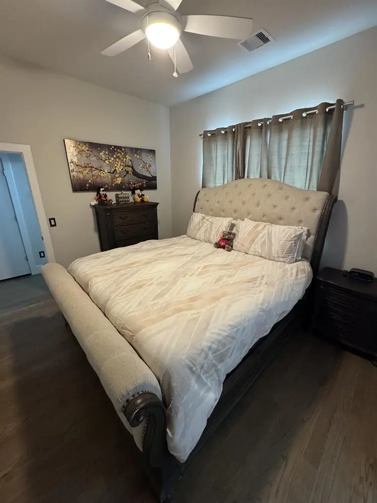 Luxury King Suite/Gated Community