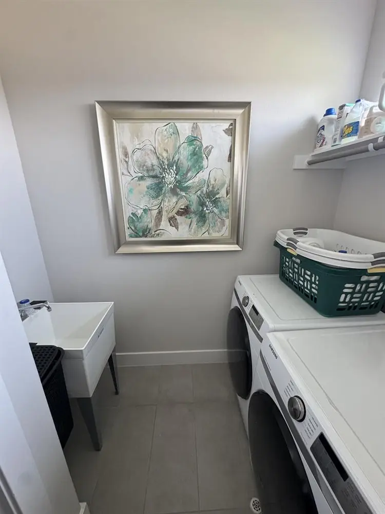 Luxury King Suite/Gated Community