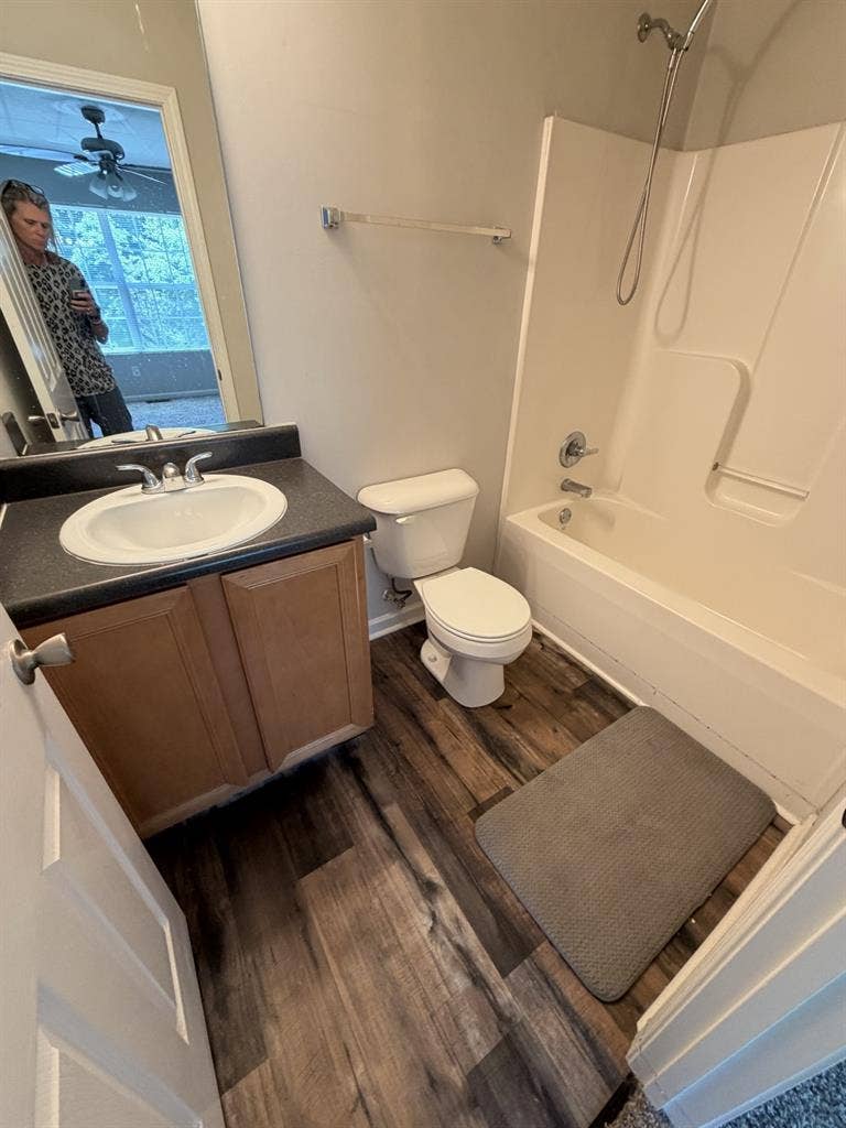 2 bedroom/2.5 bath townhome