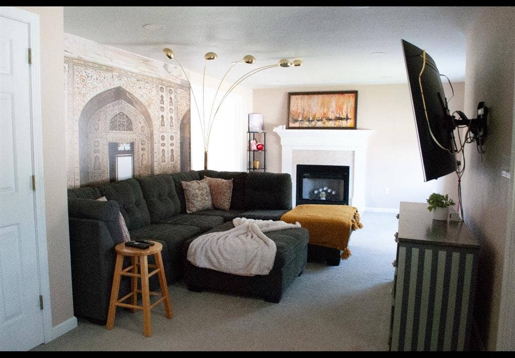 Furnished Room/House