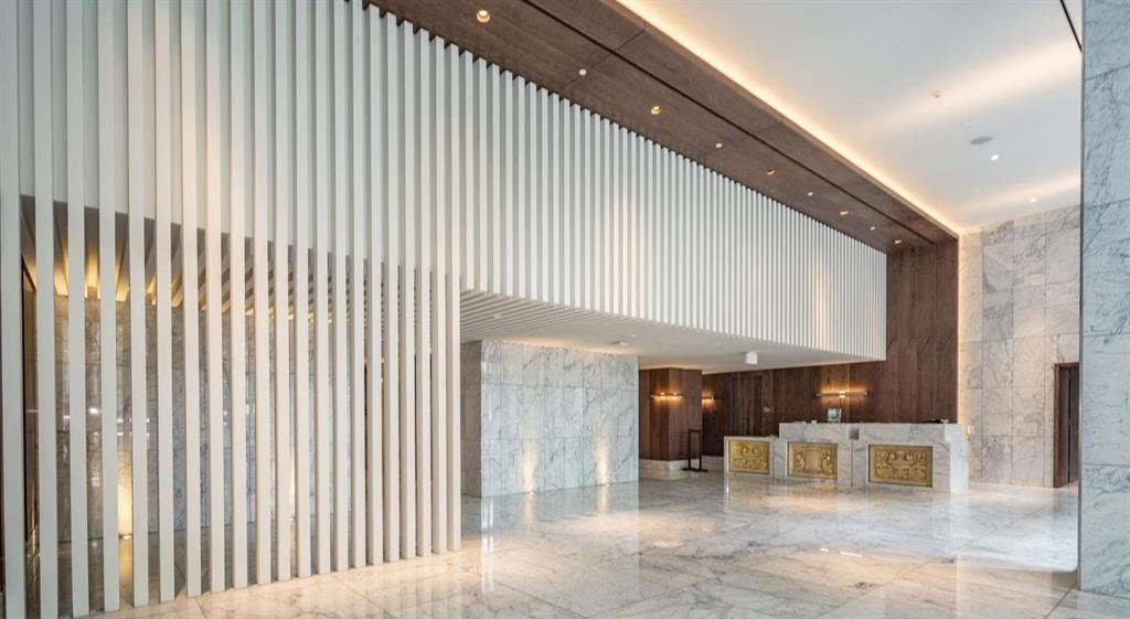 Fully Furnished Luxury 1-Bedroom