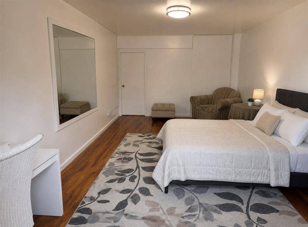 Large Room -Males only