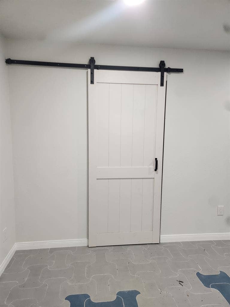 Room for rent in Willowbrook Area