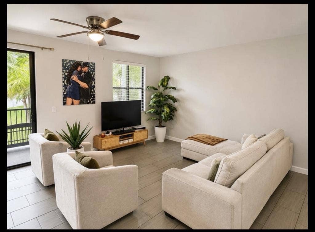 PEACEFUL & HAPPY HOME