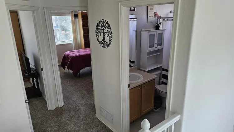 2 rooms (1 bdrm & office/living)