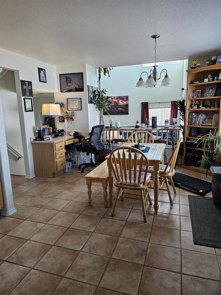 2 rooms (1 bdrm & office/living)