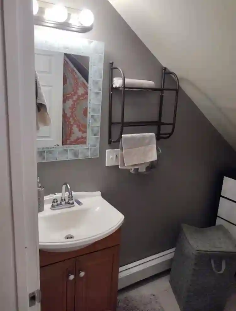 Private Studio, Sept. 1st Rental