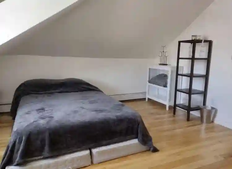 Private Studio, Sept. 1st Rental