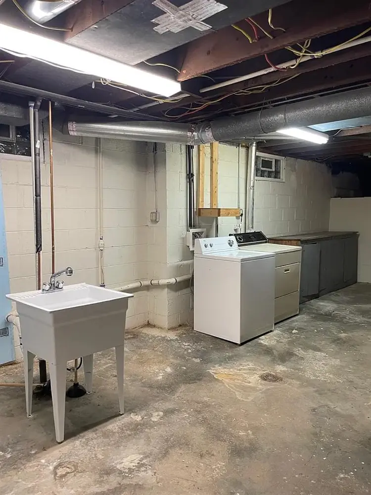 Room open in broadripple 675/month