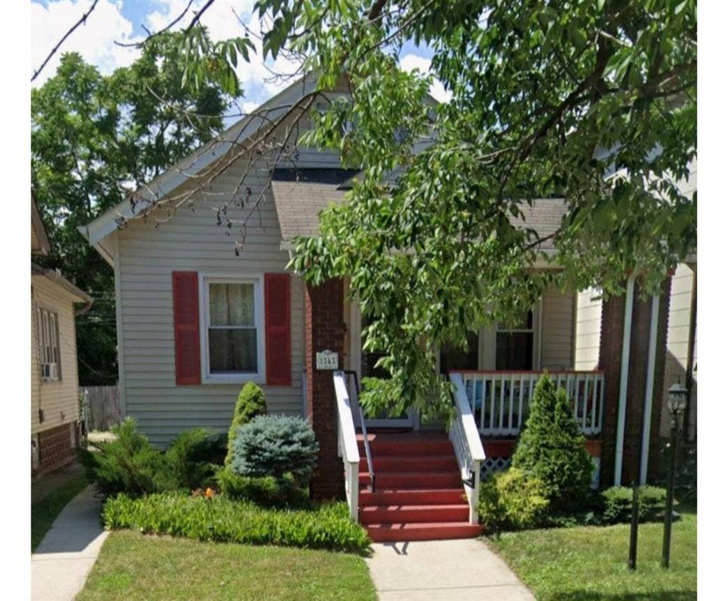 Safe, Walkable, Grosse Pointe Park