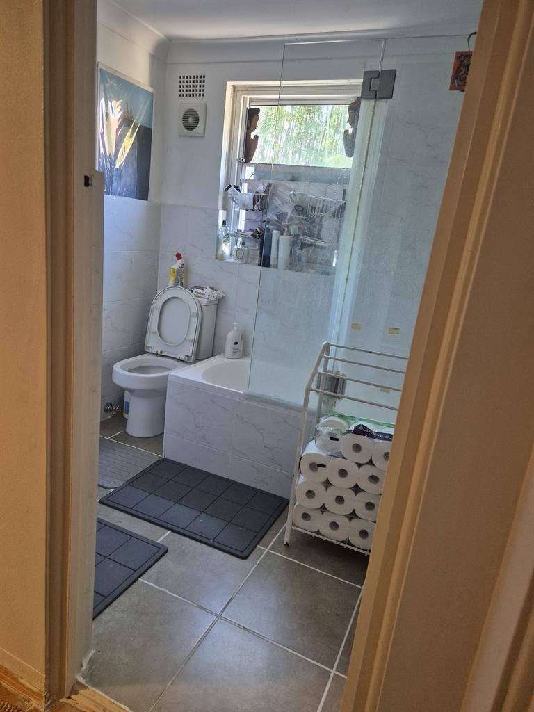 Private room in Randwick