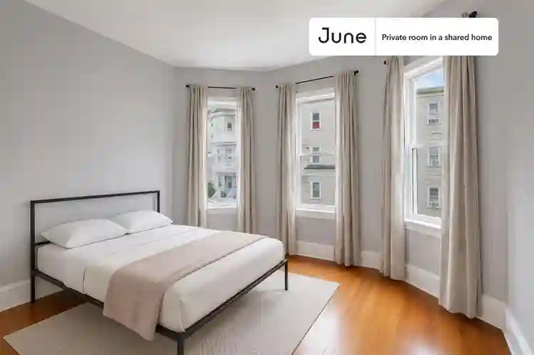 4 BR in Boston