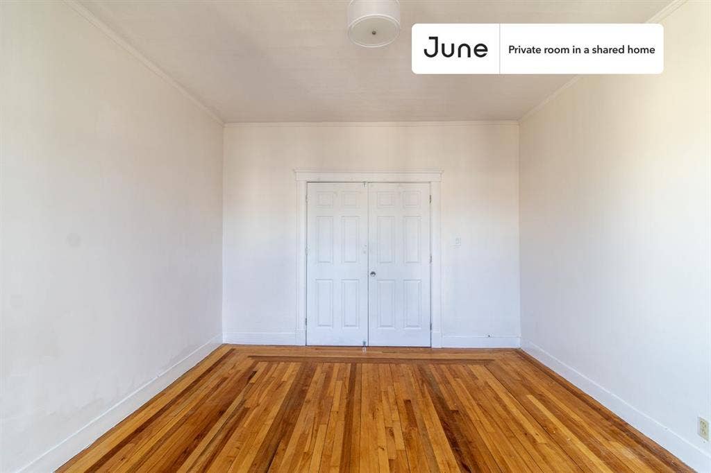 4 BR in Boston