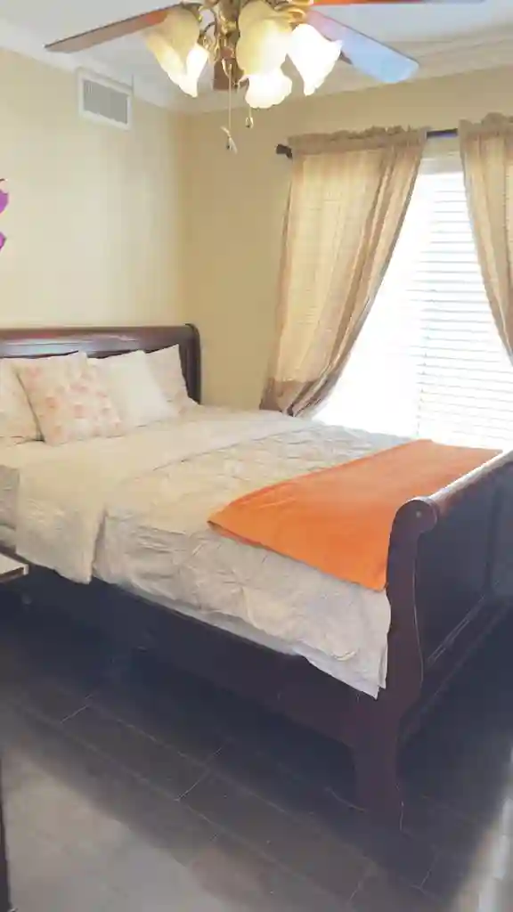 Private room for rent