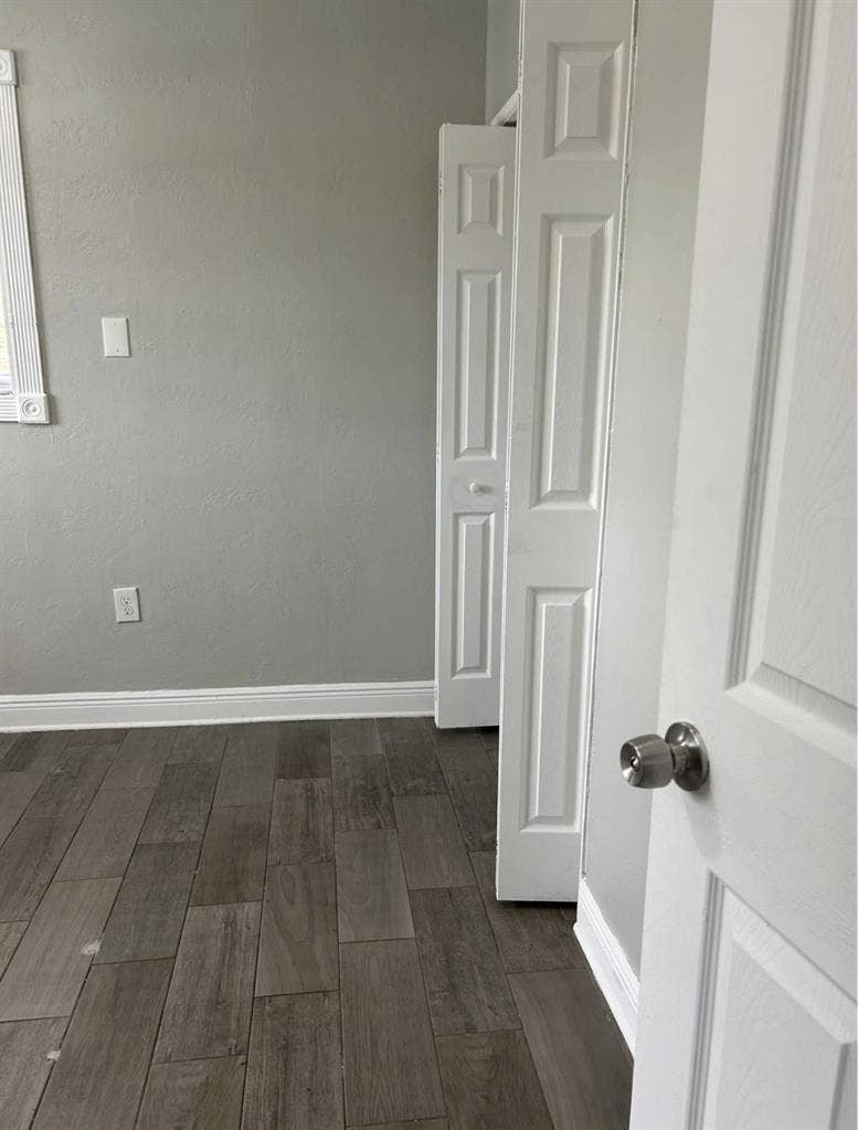 Room for Rent (close to main rd)