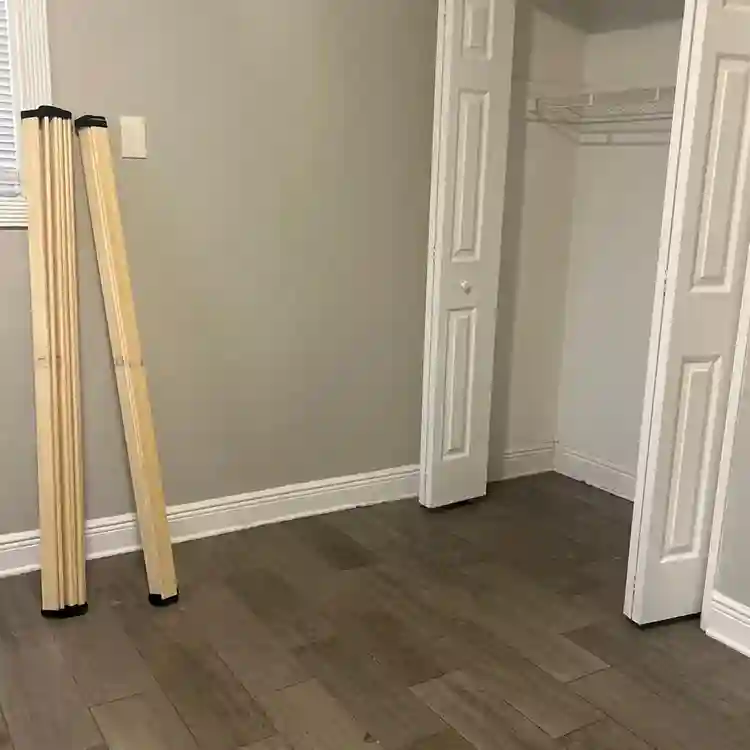 Short term Rent (close to main rd)