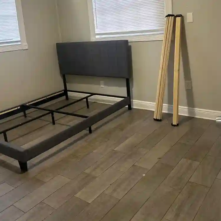 Short term Rent (close to main rd)
