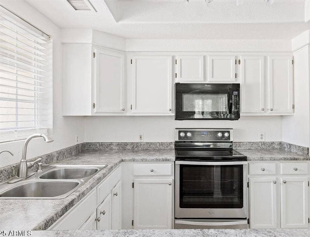 Mccormick Ranch 2 bed 2 bath condo