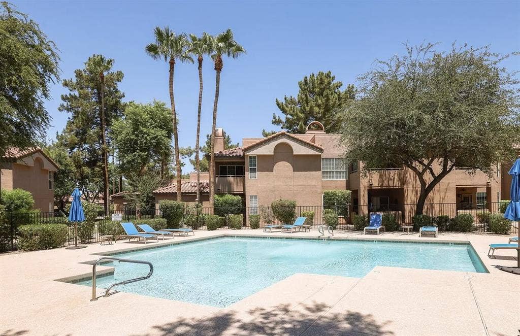 Mccormick Ranch 2 bed 2 bath condo