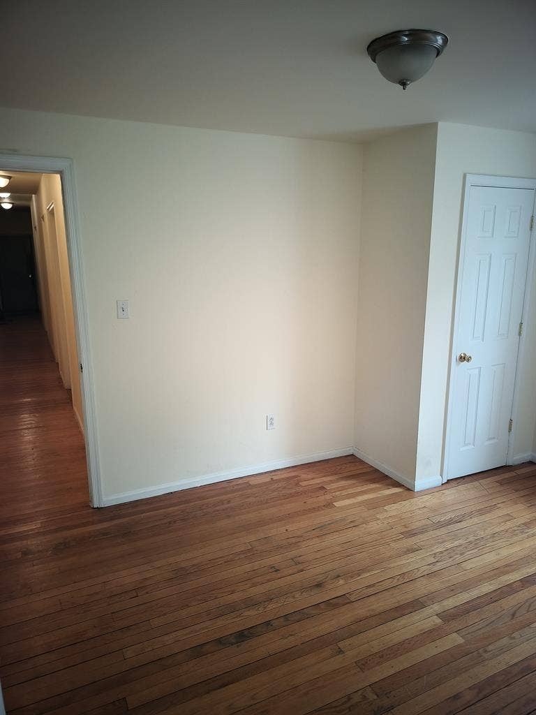 Furnished and Unfurnished $650/mo