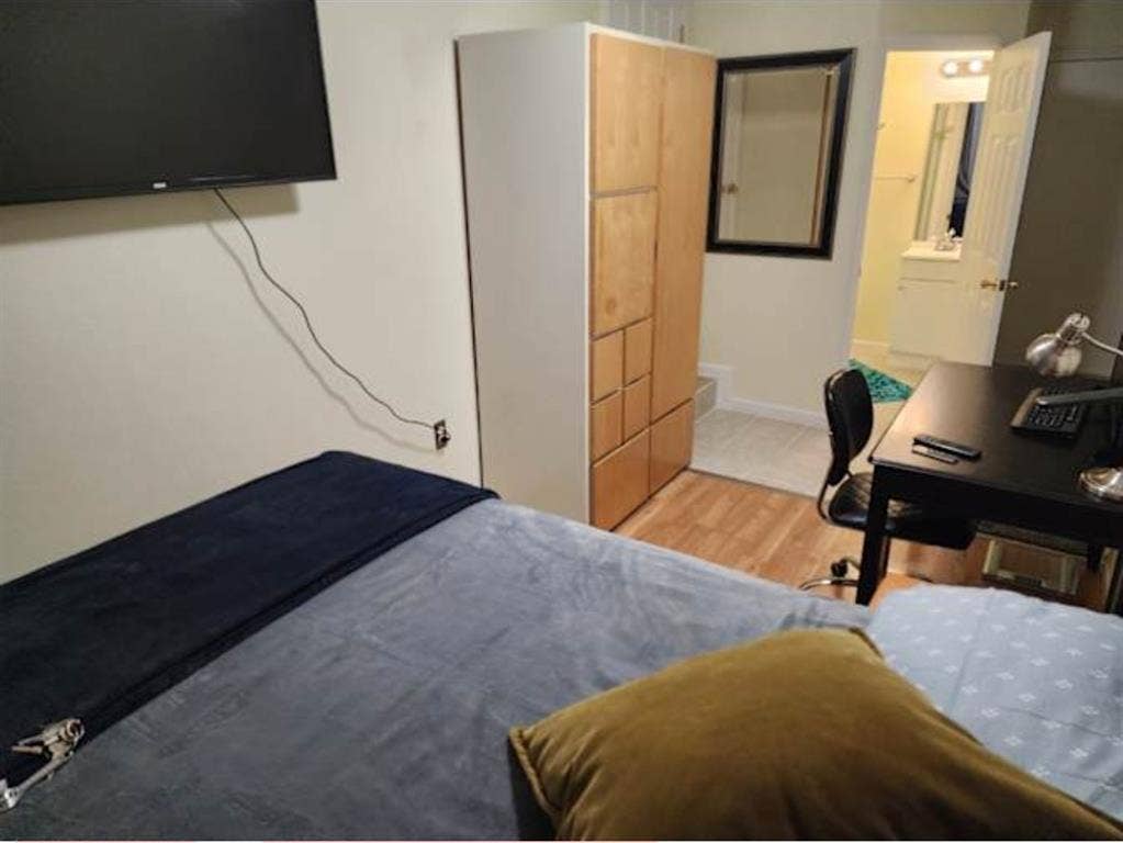 Unbeatable Value! Charming Rental