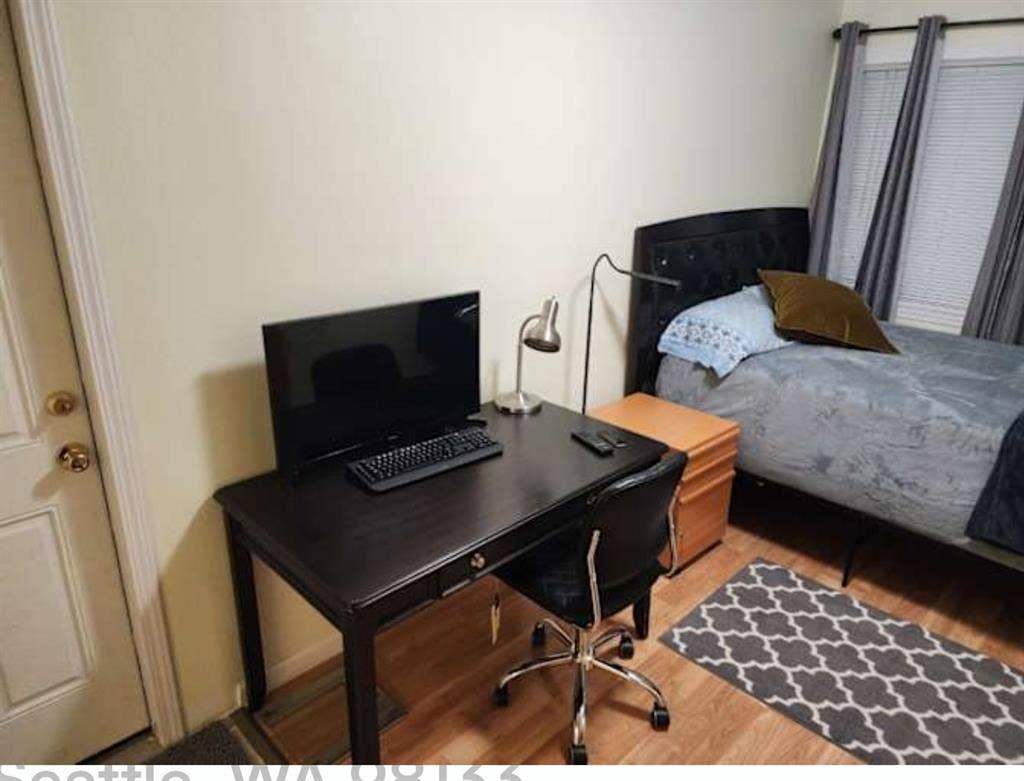 Unbeatable Value! Charming Rental