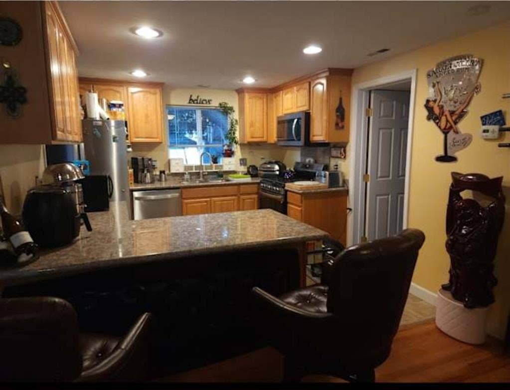 Unbeatable Value! Charming Rental