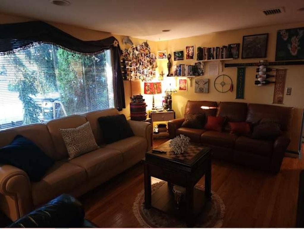 Unbeatable Value! Charming Rental