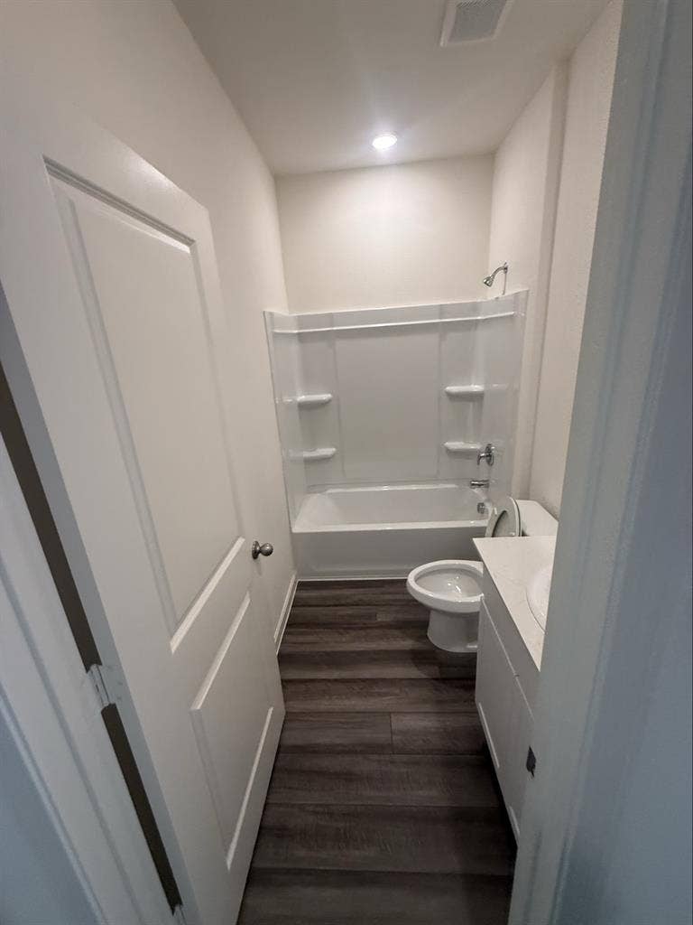Rent a room for $850/monthhs