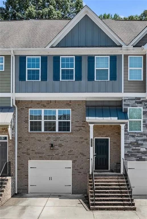 4 BR in Buford