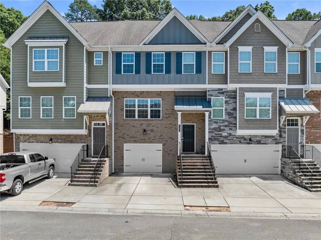 4 BR in Buford