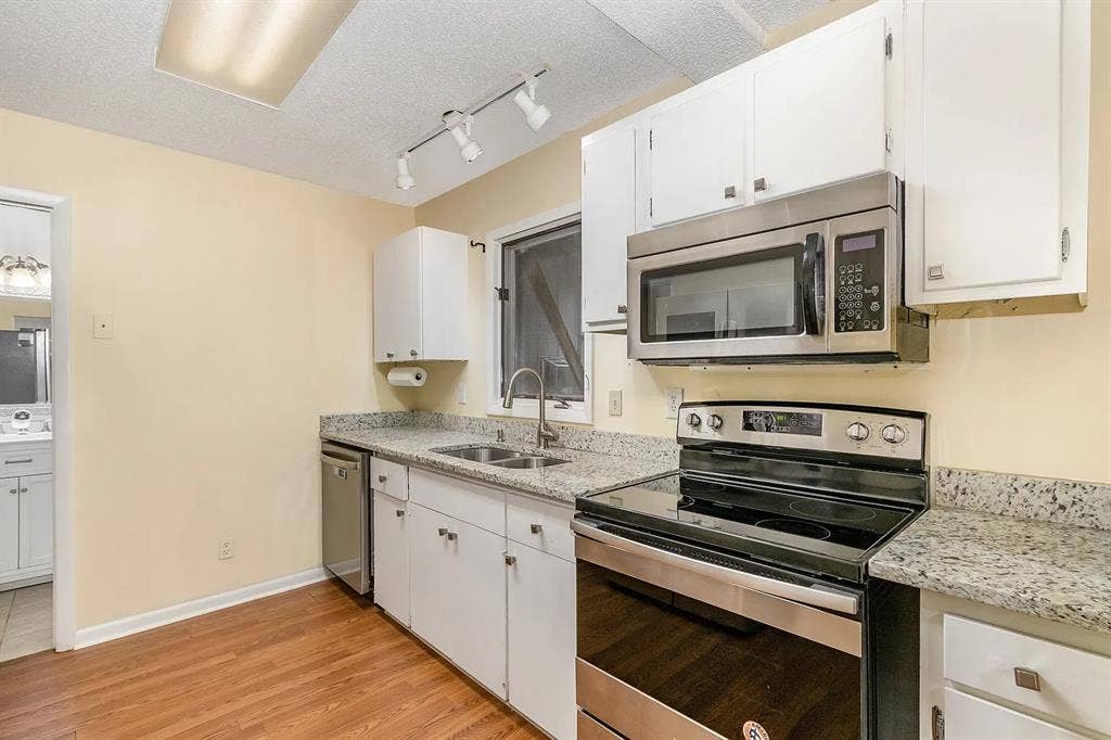 1 BR in Durham