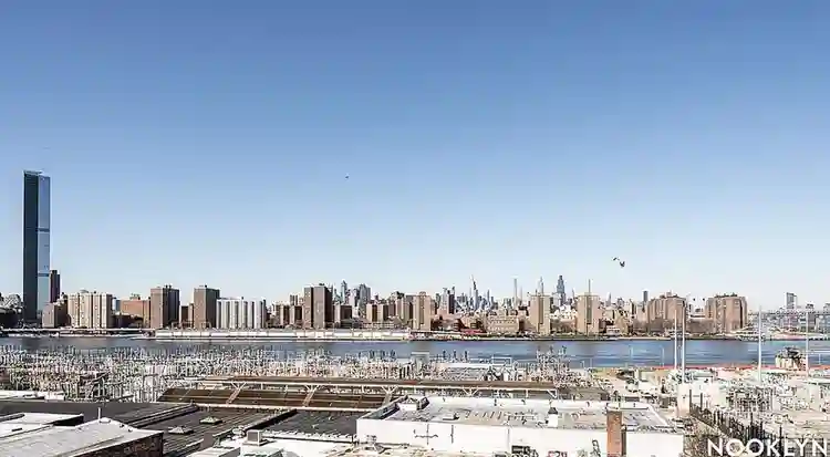 Flat in Vinegar Hill / Dumbo