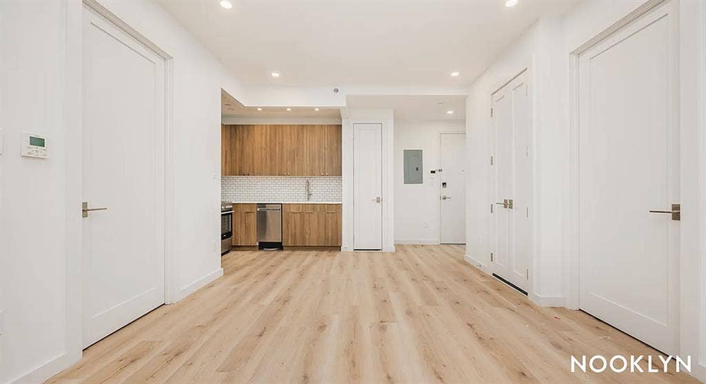 Flat in Vinegar Hill / Dumbo