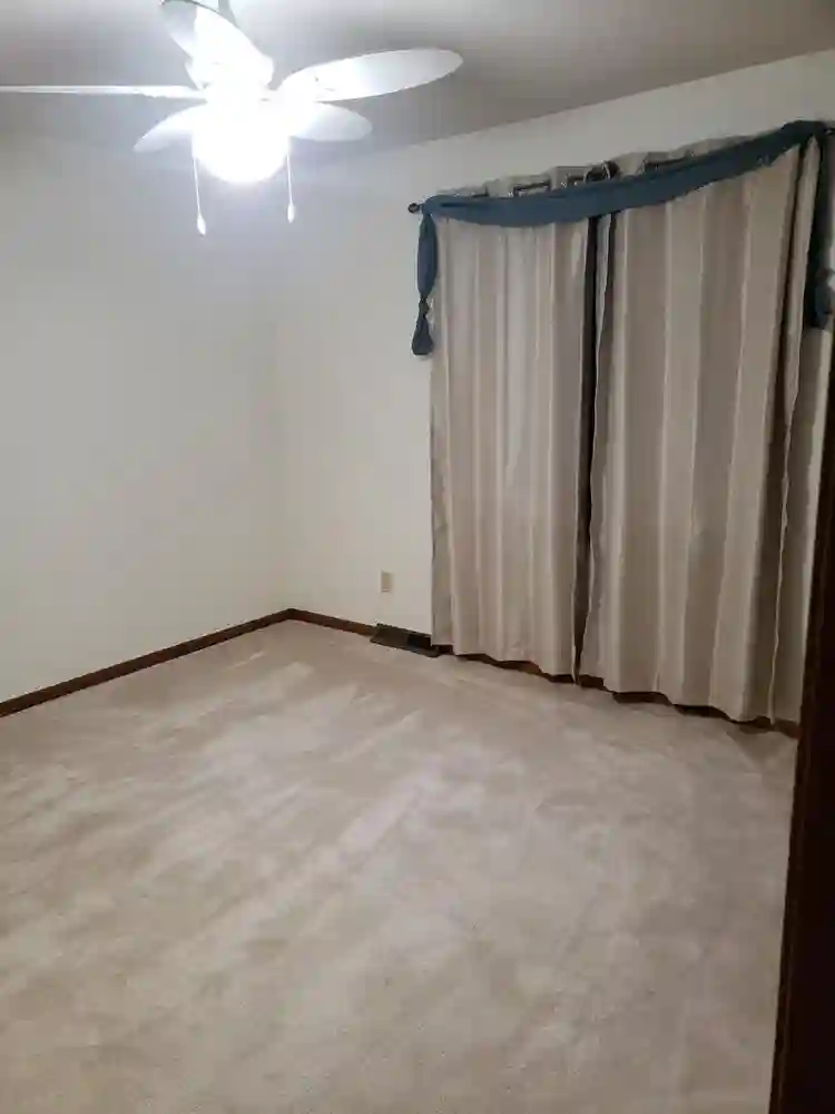 Room for rent in large 2 story home