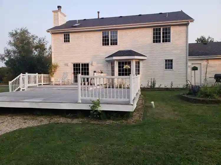 Room for rent in large 2 story home