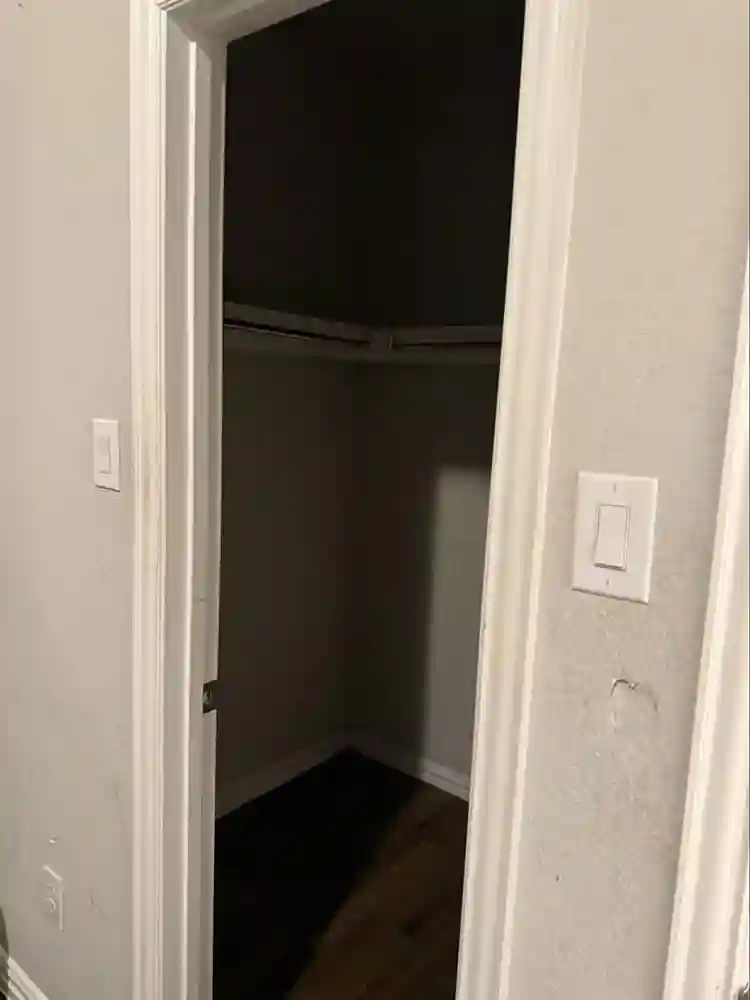 Pvt Room with office desk