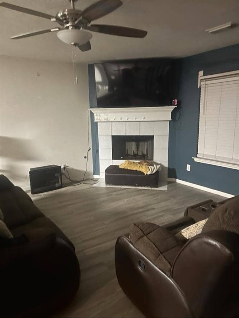 roommates wanted