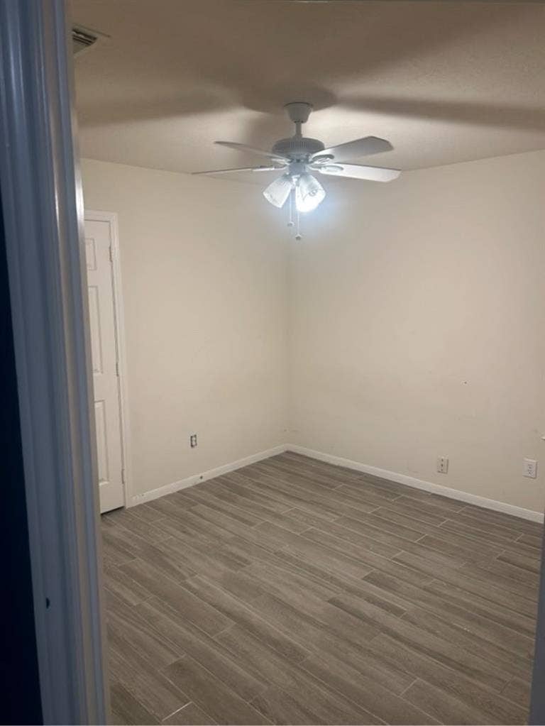 roommates wanted
