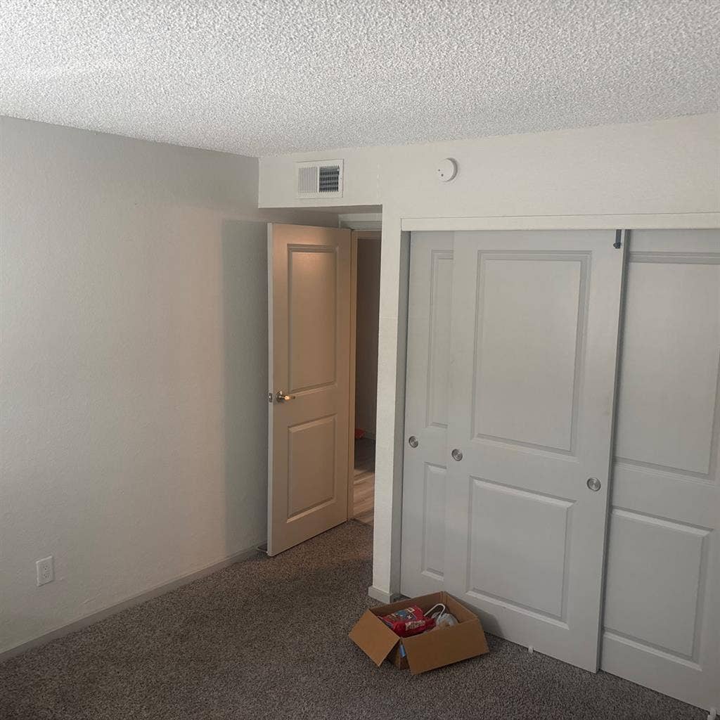 Private room and shared bathroom