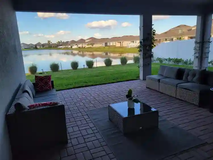 1 BEDROOM FOR RENT