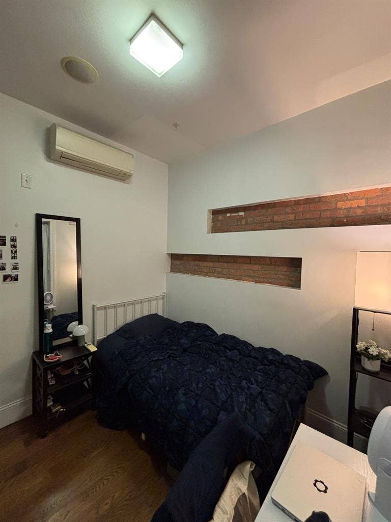 2 Rooms available at Ridgewood